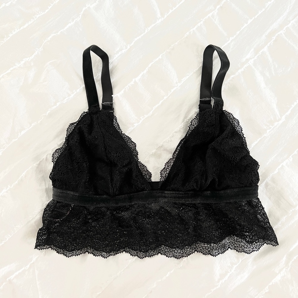 Victoria's Secret Black Lace Bralette Size Small